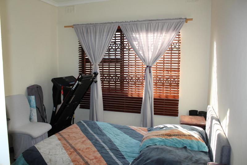 2 Bedroom Property for Sale in Churchill Estate Western Cape